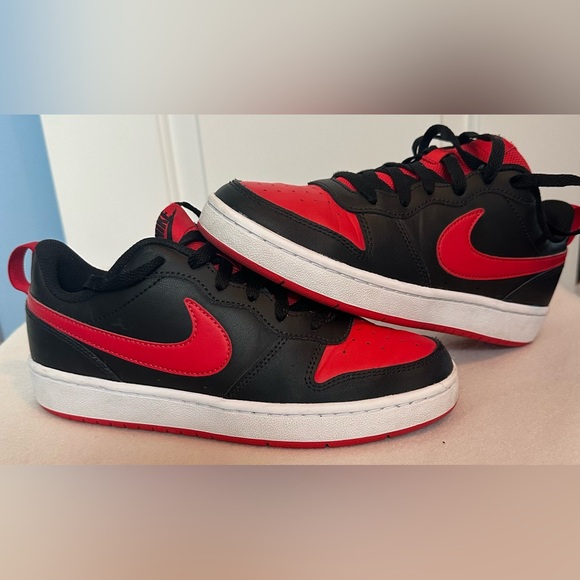 Nike Court Borough Low 2 - Boys 5.5 - Picture 6 of 8